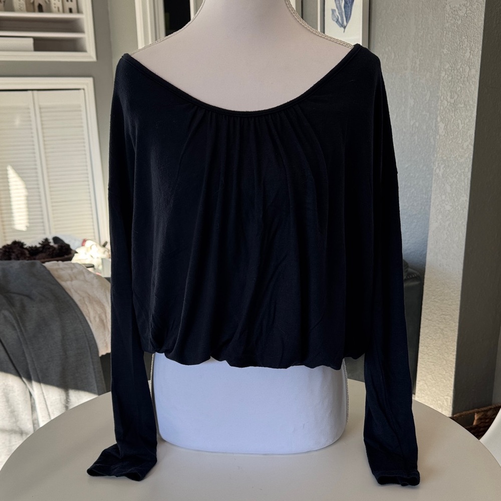Elegant Navy Blur Scoop Neck, Gathered Bottom Women's Top